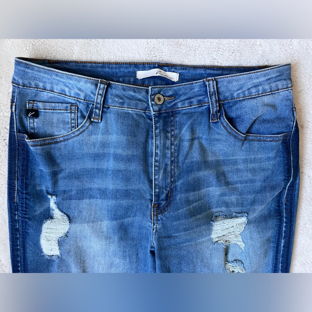 KanCan Distressed Blue Jeans Raw Hem Women Size 30/13 - Picture 4 of 11